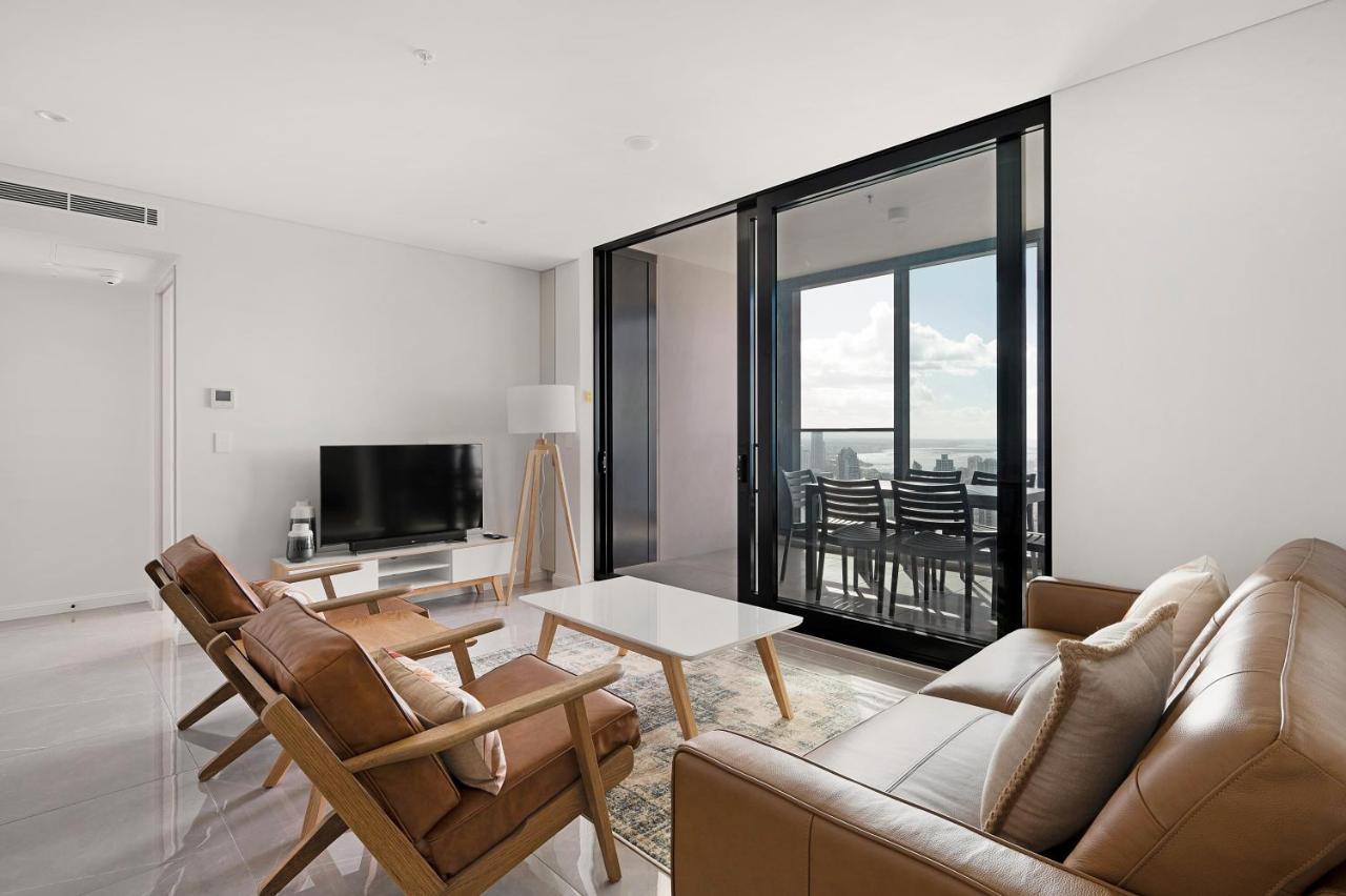 Sea View Beachfront Apartment In Surfers Gold Coast Kültér fotó