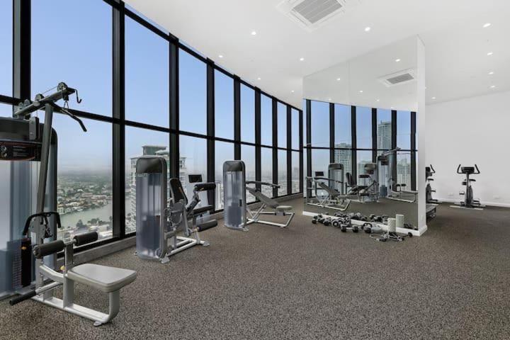Sea View Beachfront Apartment In Surfers Gold Coast Kültér fotó