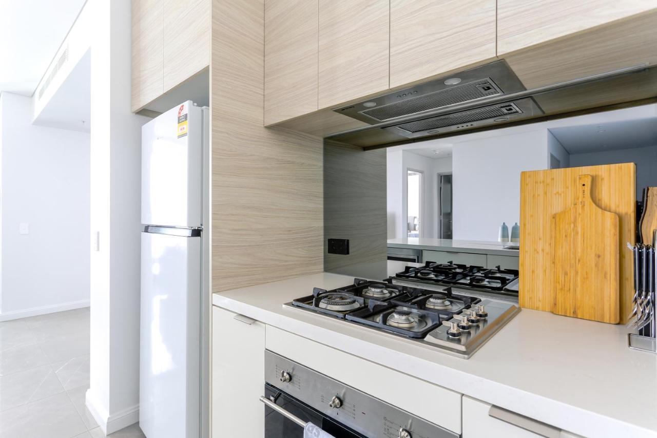 Sea View Beachfront Apartment In Surfers Gold Coast Kültér fotó