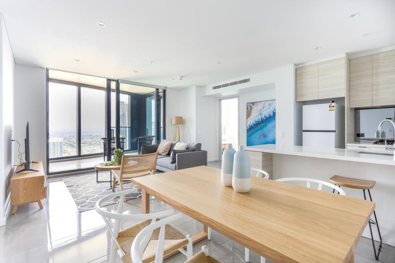 Sea View Beachfront Apartment In Surfers Gold Coast Kültér fotó