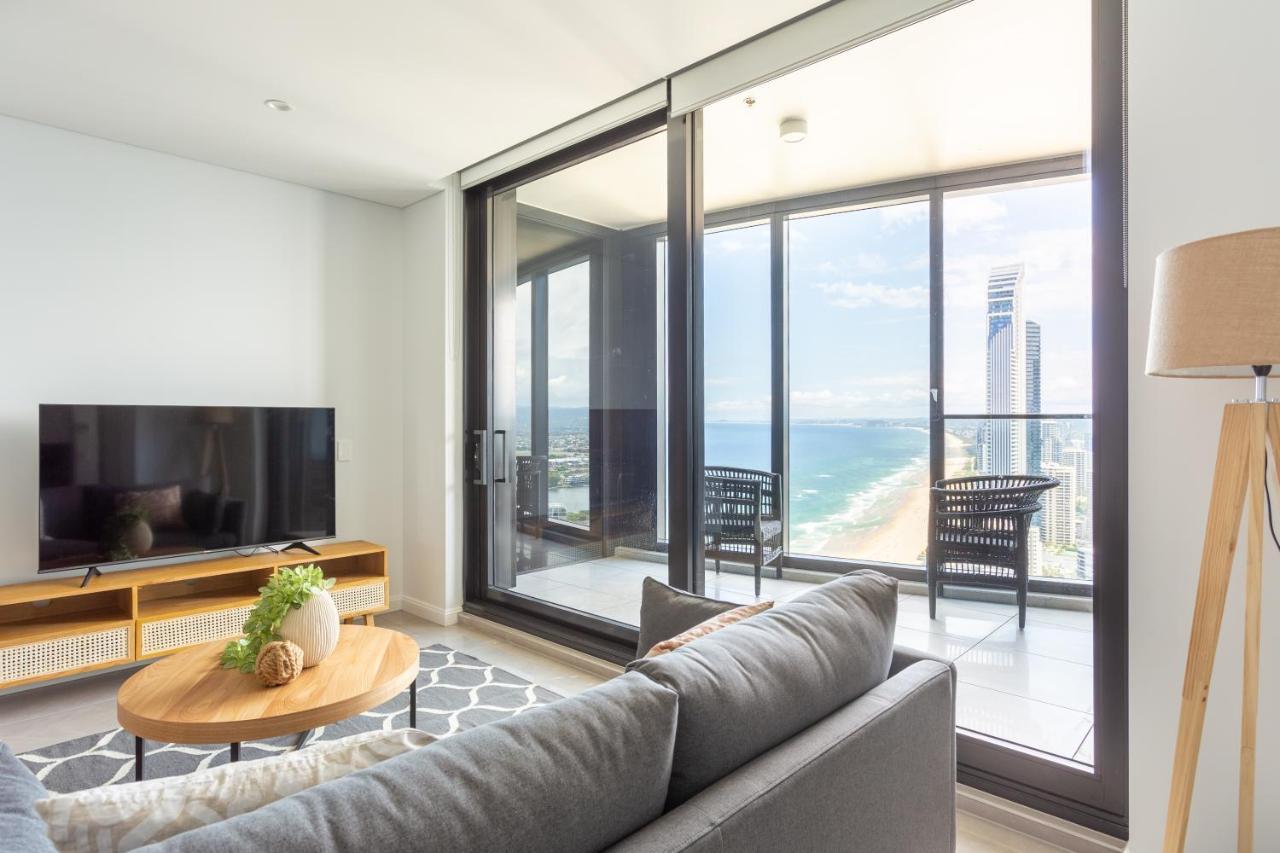 Sea View Beachfront Apartment In Surfers Gold Coast Kültér fotó